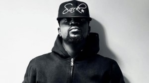 sarkodie_sark_cloth_625x351_02