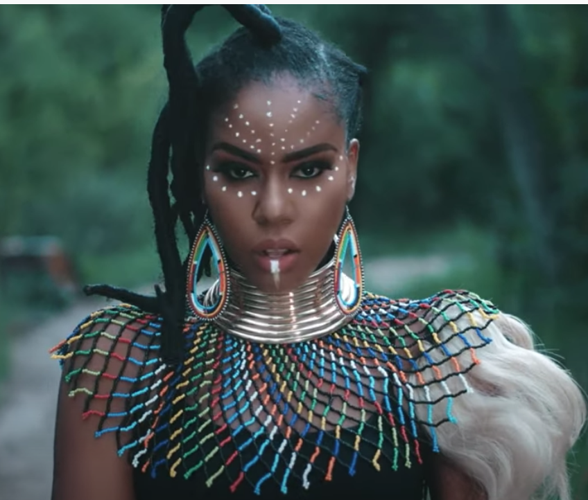 Watch new video from MzVee Ft Mugeez “Baddest Boss” [Inside] | ANAPUAFM ...